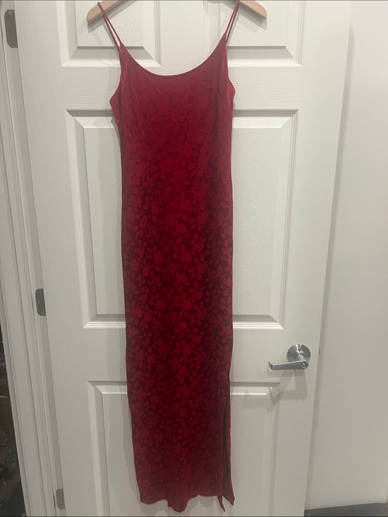 Nicole Miller Dresses & Skirts - Nicole Miller Red Floral Slip Maxi Dress